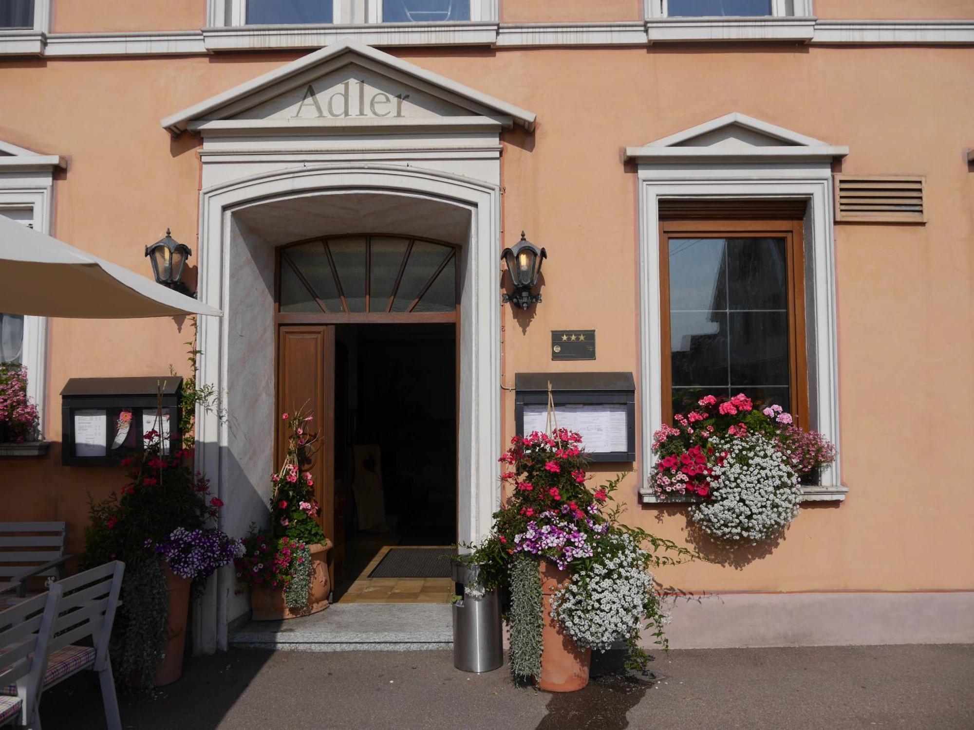 Gasthof Hotel Adler Inneringen Екстер'єр фото